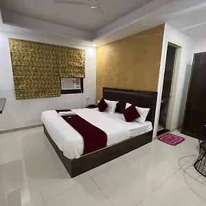 New Punjab Luxury 4*, New Delhi India