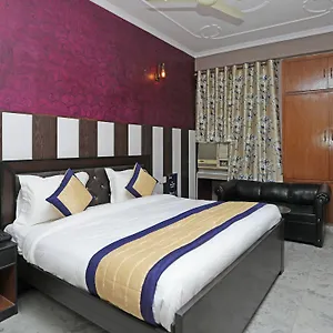 Oyo 11924 Jp Residency 3*, New Delhi India